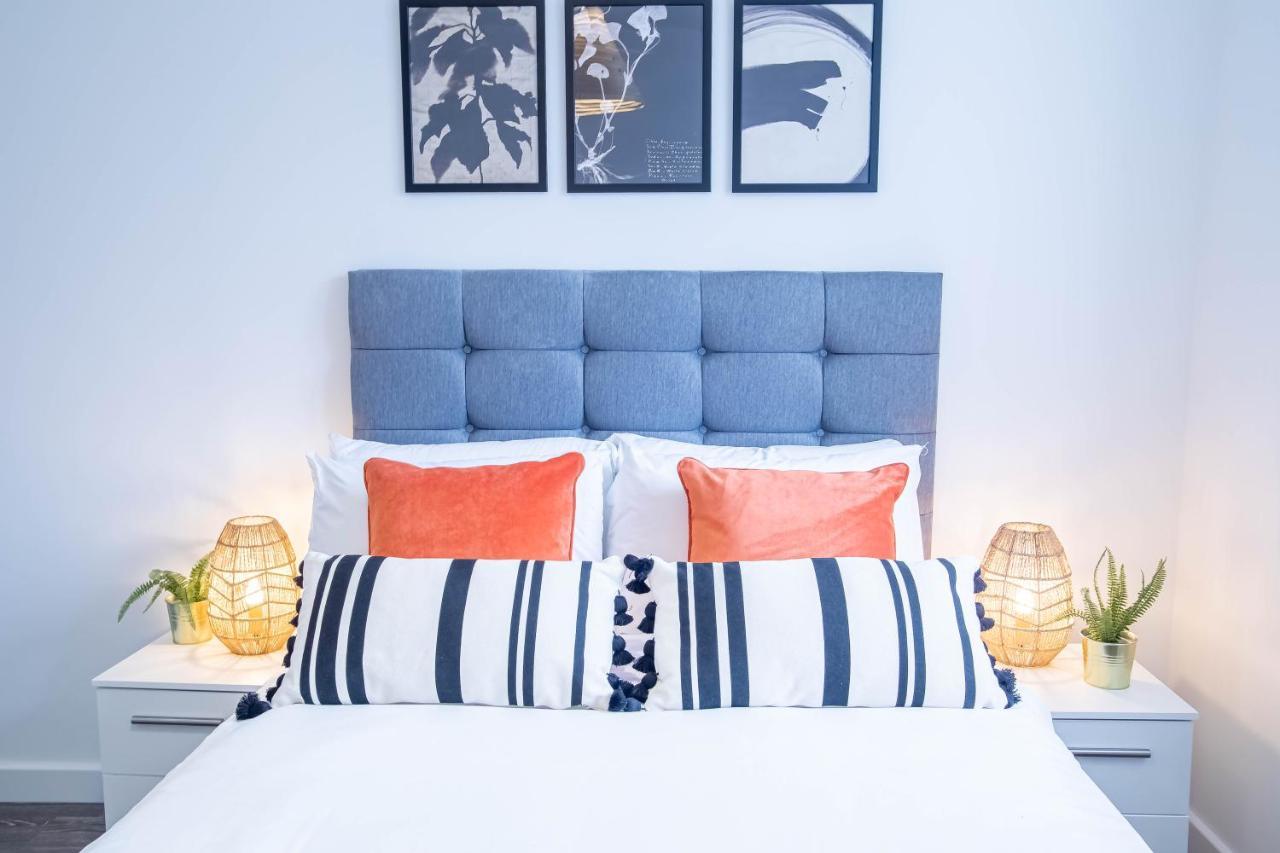 Luxury Apartments Available Next To Train Station - The Wallgate Apartments Wigan - Free Parking Exterior foto