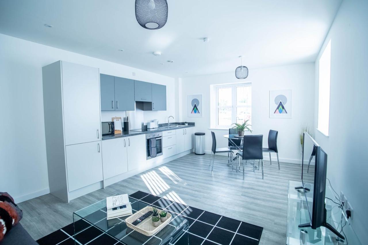 Luxury Apartments Available Next To Train Station - The Wallgate Apartments Wigan - Free Parking Exterior foto