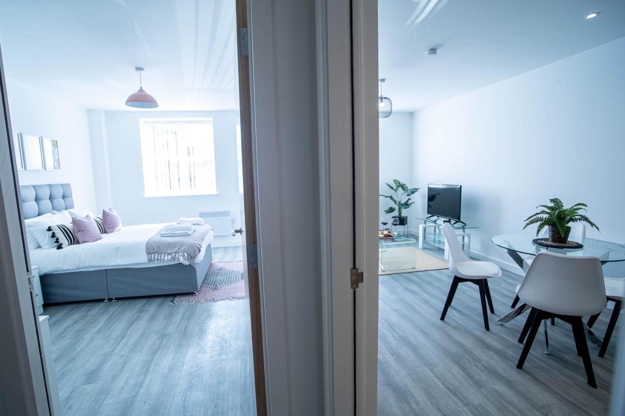 Luxury Apartments Available Next To Train Station - The Wallgate Apartments Wigan - Free Parking Exterior foto