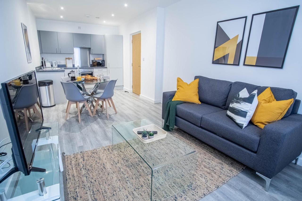 Luxury Apartments Available Next To Train Station - The Wallgate Apartments Wigan - Free Parking Exterior foto