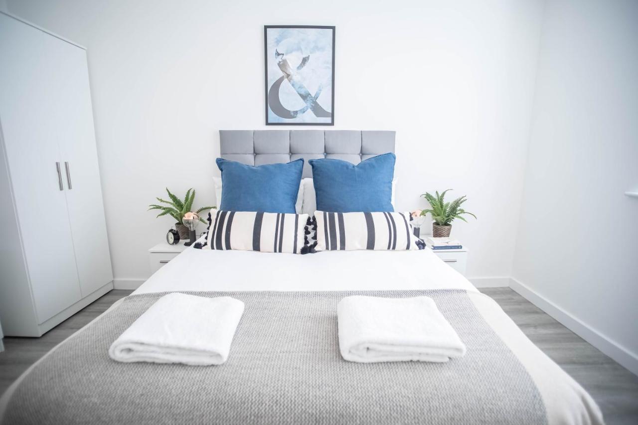 Luxury Apartments Available Next To Train Station - The Wallgate Apartments Wigan - Free Parking Exterior foto