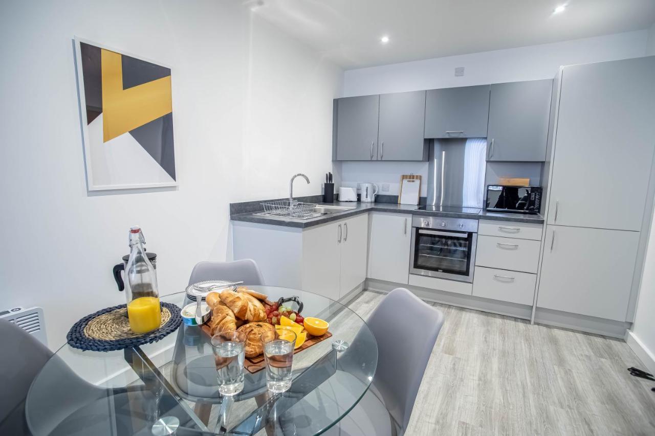 Luxury Apartments Available Next To Train Station - The Wallgate Apartments Wigan - Free Parking Exterior foto